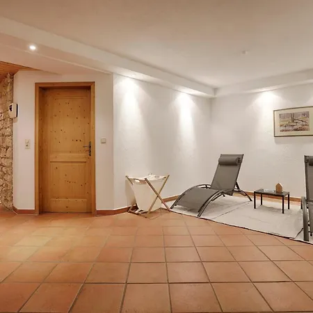 Schwab - Sauna, Eigene Terrasse, 3 Schlafzimmer - By Homekeepers *